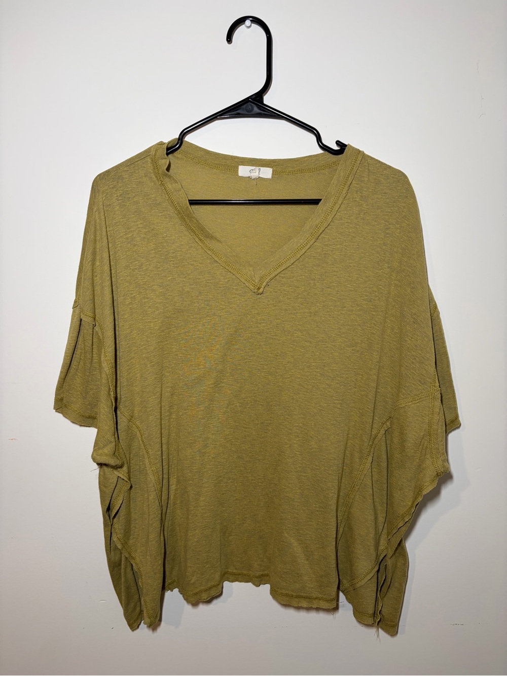 easel Olive Green V-Neck Tunic Top